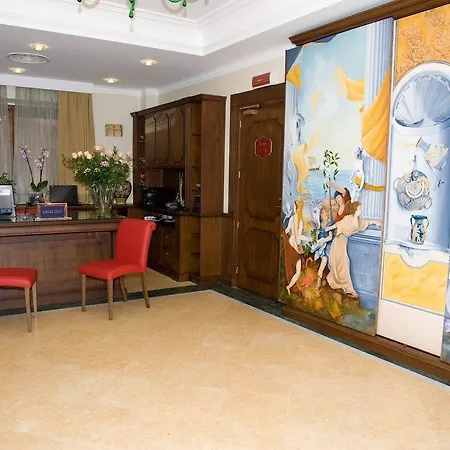 Artemis Hotel