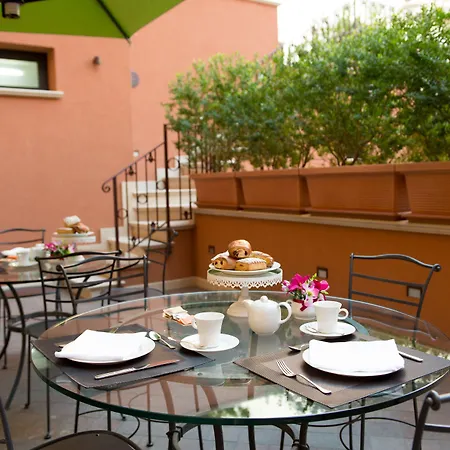 Hotell Artemis 4*
