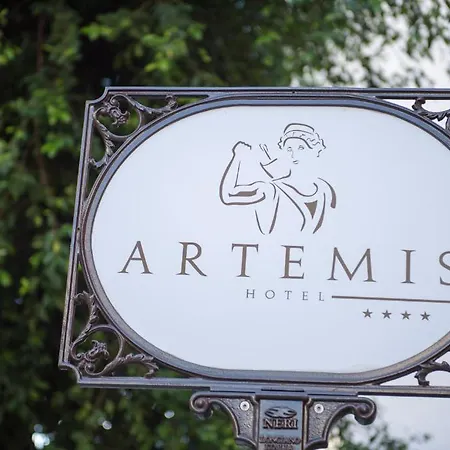 فندق Artemis 4*