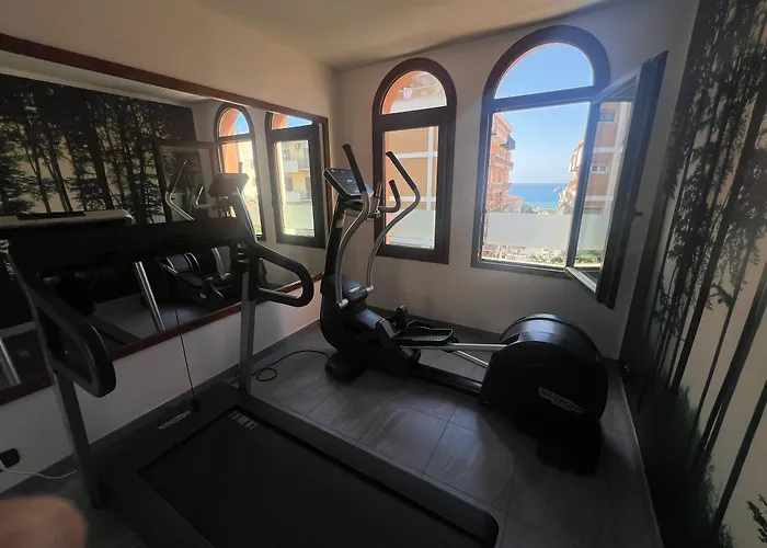 Artemis 4* Чефалу