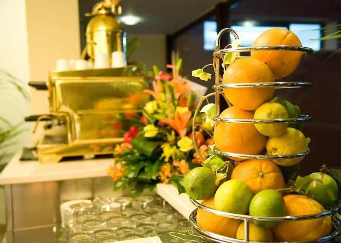 Отель Artemis Чефалу